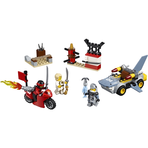 10739 LEGO Juniors Hajattack (Bild 3 av 7)