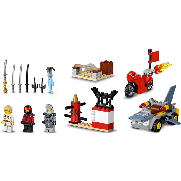 10739 LEGO Juniors Hajattack (Bild 7 av 7)