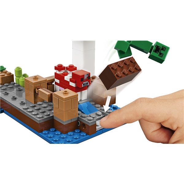 21129 LEGO Minecraft Svampön (Bild 7 av 7)