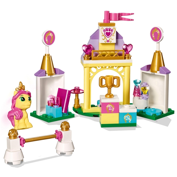 41144 LEGO Disney Princess Peppis kungliga stall (Bild 4 av 6)