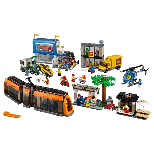 60097 LEGO City Torget (Bild 2 av 5)