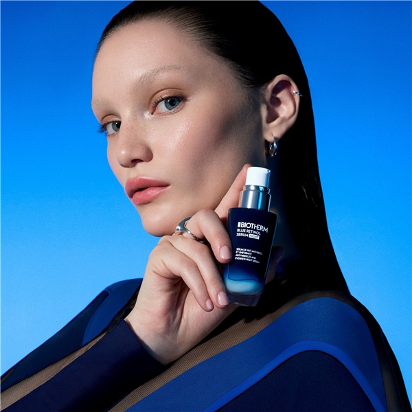 Blue Retinol Night Serum (Bild 9 av 10)