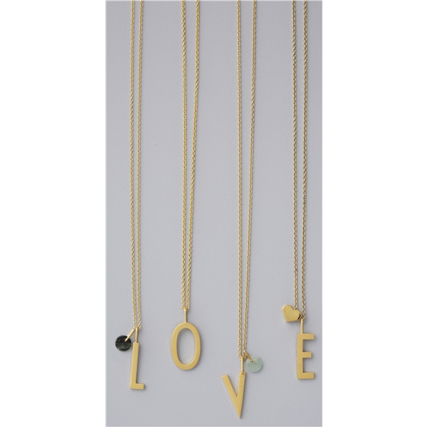 Design Letters Heart Charm Gold (Bild 2 av 2)