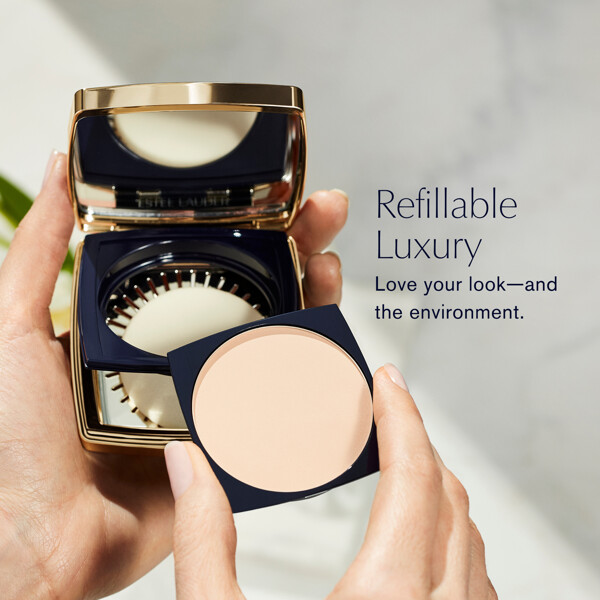 Double Wear Matte Powder Foundation (Bild 5 av 9)