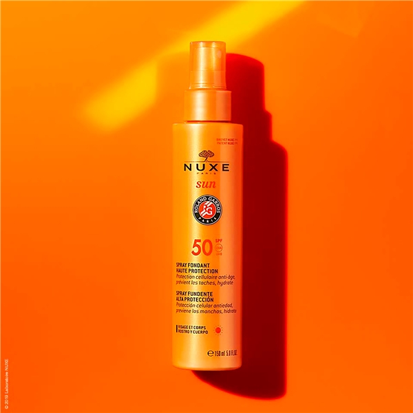 Nuxe Sun Spf 50 Melting Spray - Face & Body (Bild 2 av 2)