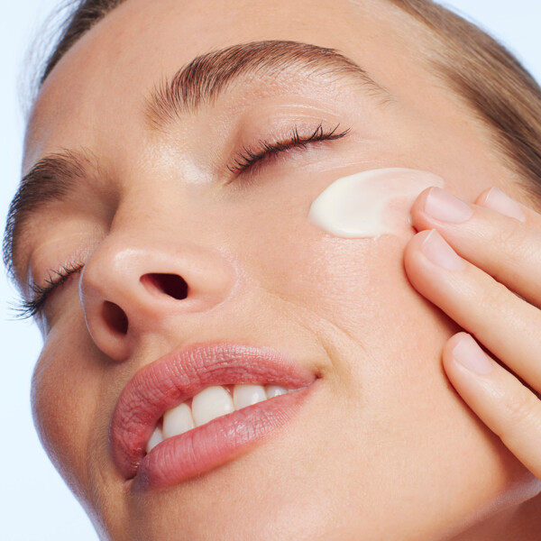 Merveillance Lift Exceptional Day & Night Cream (Bild 3 av 5)