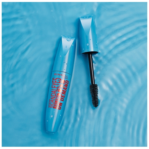 ScandalEyes Volume On Demand Waterproof Mascara (Bild 7 av 8)