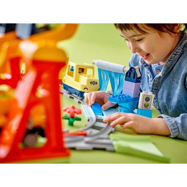 10428 LEGO Duplo Stort Interaktivt Pendeltåg (Bild 5 av 6)