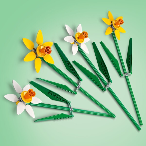 40747 LEGO Botanicals Påskliljor (Bild 6 av 6)