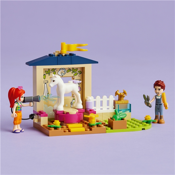 41696 LEGO Friends Stall med Ponnytvätt (Bild 6 av 6)