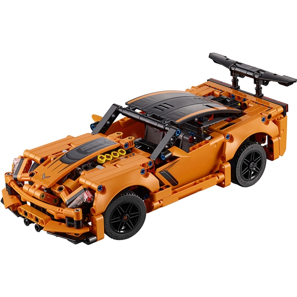 42093 LEGO Technic Chevrolet Corvette ZR1 (Bild 3 av 5)