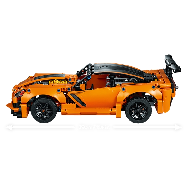 42093 LEGO Technic Chevrolet Corvette ZR1 (Bild 4 av 5)