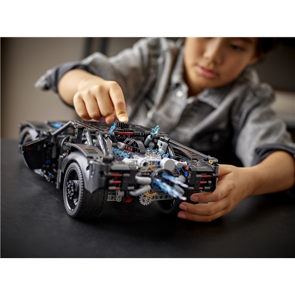42127 LEGO Technic Batmobilen (Bild 8 av 8)
