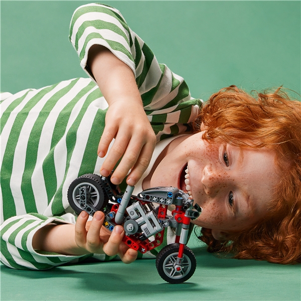 42132 LEGO Technic Motorcykel (Bild 7 av 7)