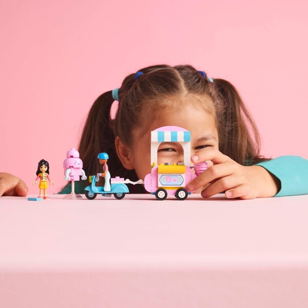 42643 LEGO Friends Sockervaddsstånd (Bild 5 av 6)