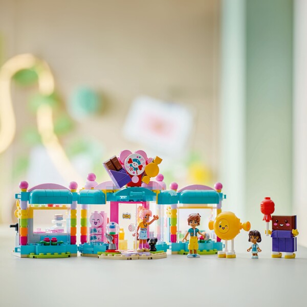 42649 LEGO Friends Heartlake Citys Godisaffär (Bild 6 av 6)