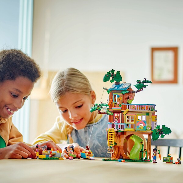 42652 LEGO Friends Vänskapsträdkoja (Bild 5 av 6)