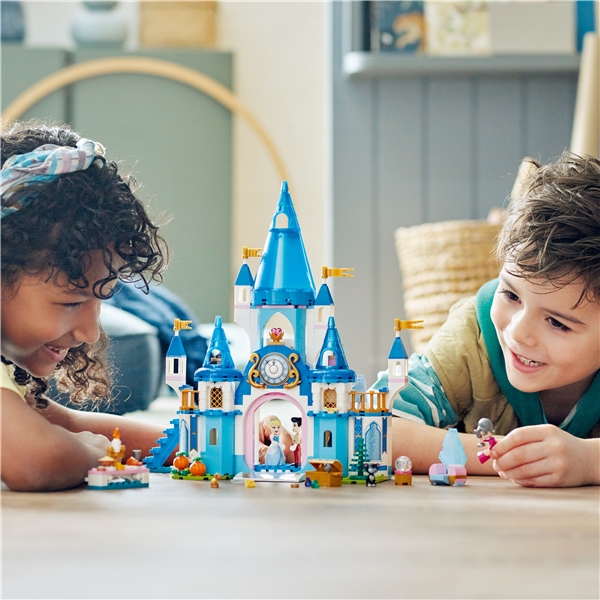 43206 LEGO Disney Askungen & Prinsens Slott (Bild 6 av 7)