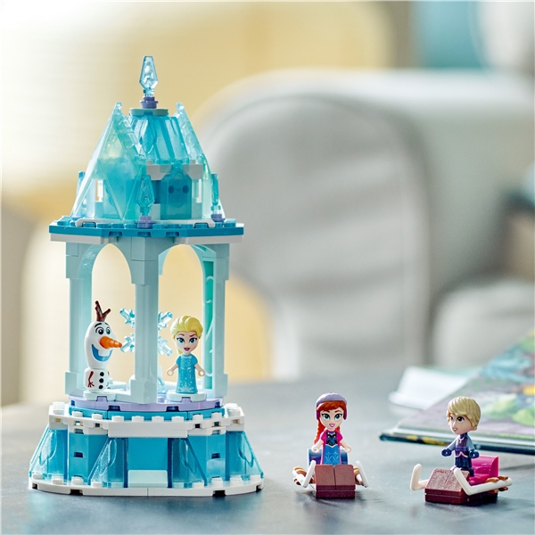 43218 LEGO Anna & Elsas Magiska Karusell (Bild 5 av 5)