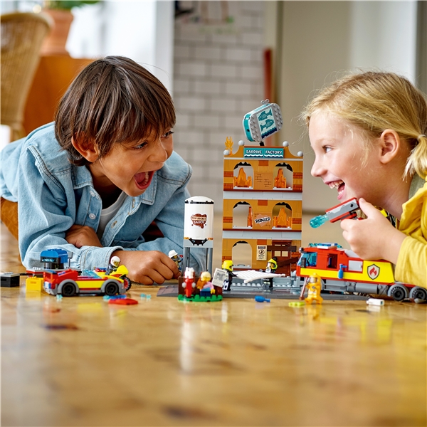 60321 LEGO City Fire Brandkår (Bild 5 av 5)