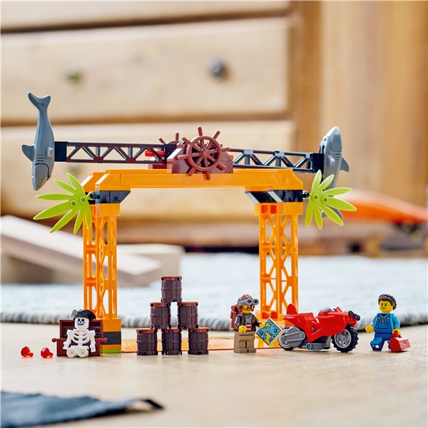 60342 LEGO City Stuntz Stuntutmaning med Hajattack (Bild 6 av 6)