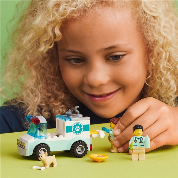 60382 LEGO City Djurräddningsbil (Bild 5 av 6)