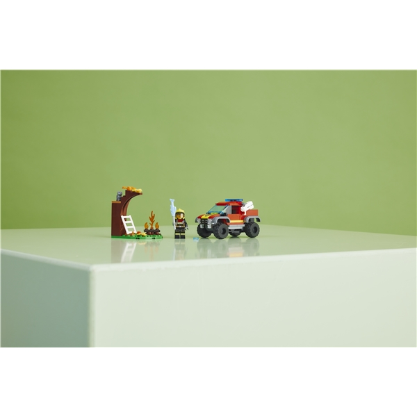 60393 LEGO City Räddning med Brandbil (Bild 6 av 6)