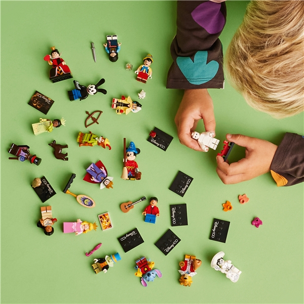71038 LEGO Minifigurer Disney (Bild 3 av 5)