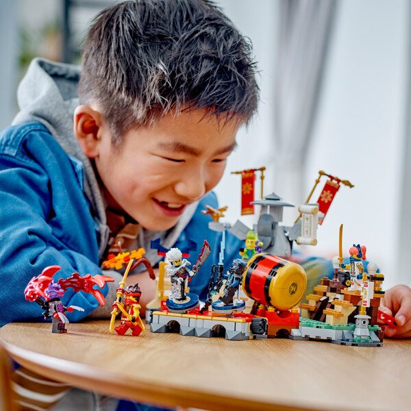 71818 LEGO Ninjago Turneringens Stridsarena (Bild 5 av 7)