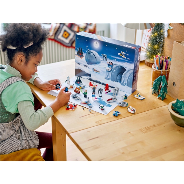 75395 LEGO Star Wars Adventskalender (Bild 4 av 5)