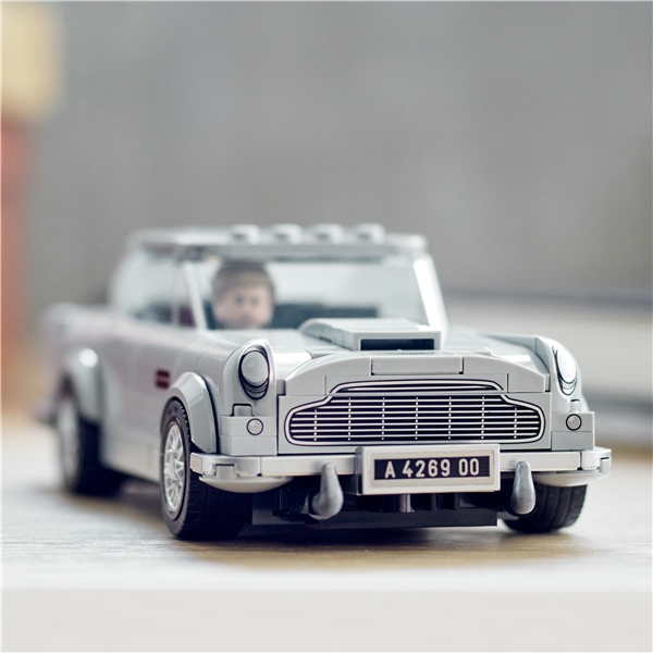 76911 LEGO Speed Champions 007 Aston Martin DB5 (Bild 9 av 9)