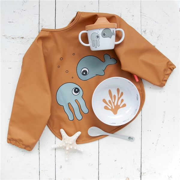 Done By Deer Sleeved Bib Sea Friends Grey (Bild 2 av 2)