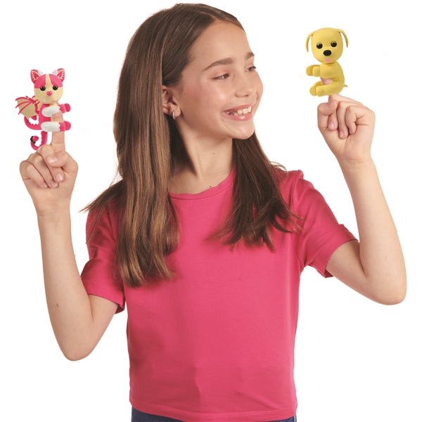 Fingerlings X Adopt Me Dog (Bild 4 av 4)