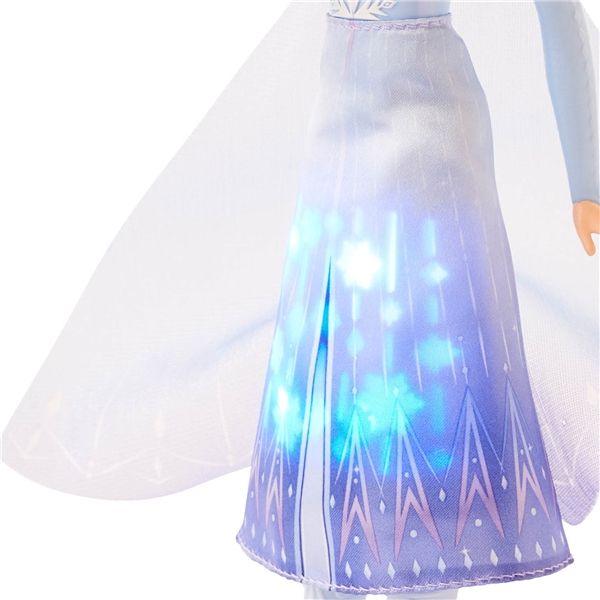 Disney Frozen 2 Light Up Fashion Doll Elsa (Bild 4 av 4)