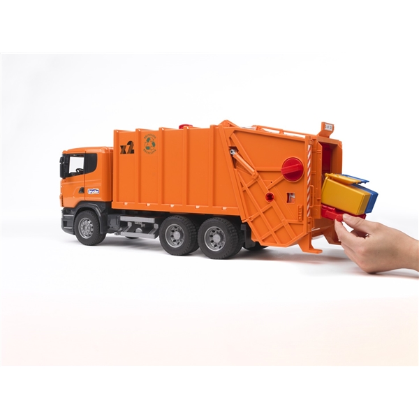 Bruder 3561 Scania Sopbil (Bild 6 av 8)