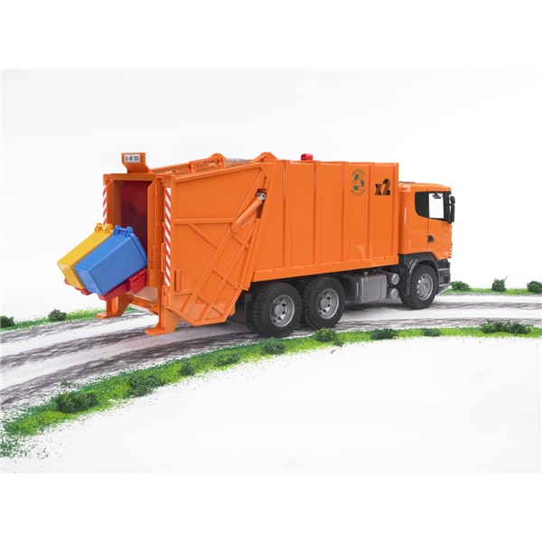 Bruder 3561 Scania Sopbil (Bild 7 av 8)