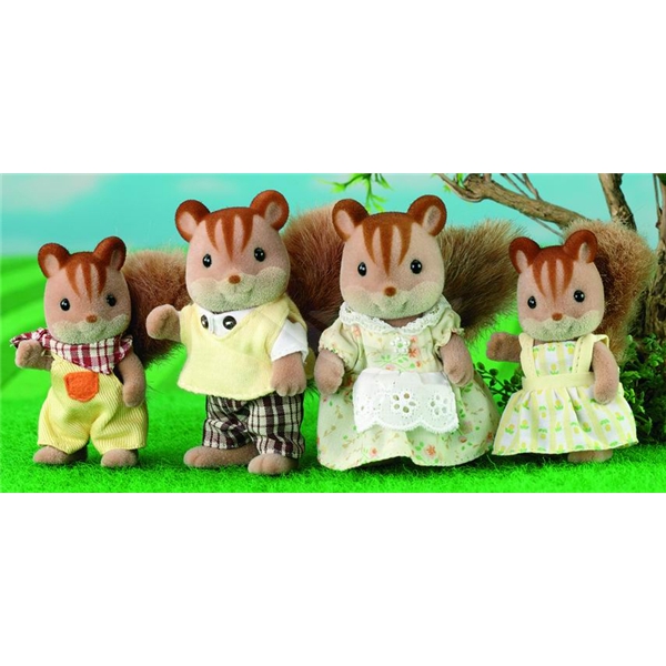 Sylvanian Families Walnut Squirrel Family
