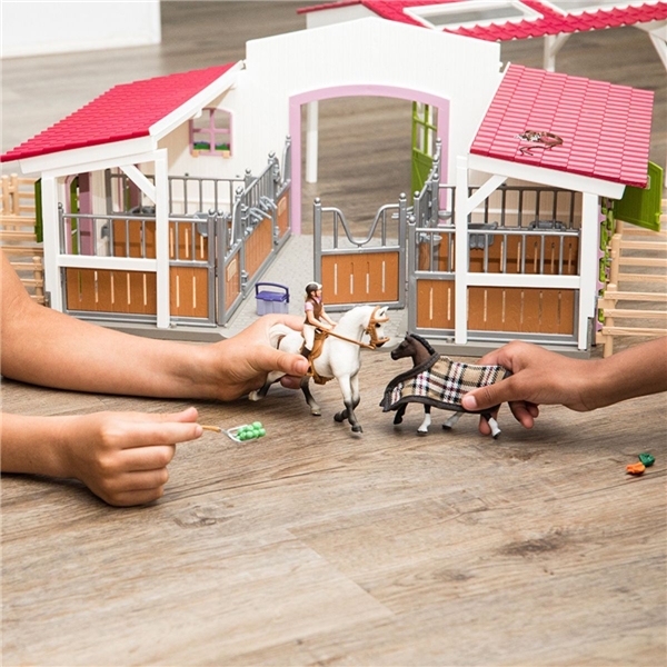 Schleich 42344 Häststall/Ridcenter (Bild 9 av 9)