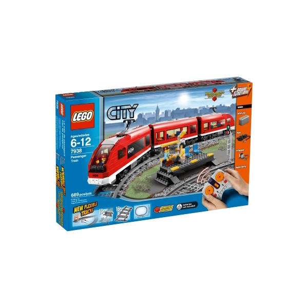 7938 Passagerartåg (Bild 1 av 2)
