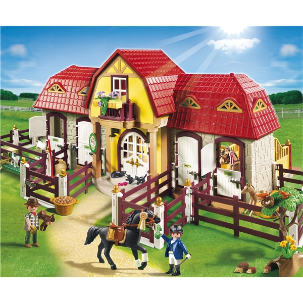 5221 Playmobil Stor Hästgård (Bild 2 av 2)