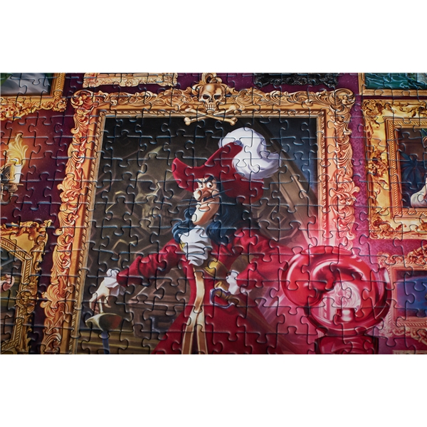 Pussel 1000 Bitar Villainous Disney: Captain Hook (Bild 3 av 5)