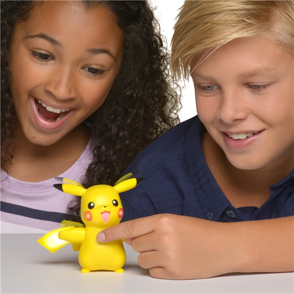 Pokemon My Partner Pikachu (Bild 5 av 6)