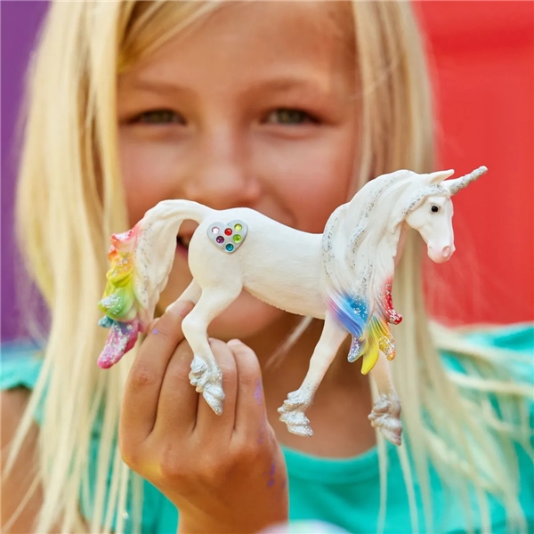 Schleich 70725 Rainbow Love Unicorn Stallion (Bild 2 av 2)